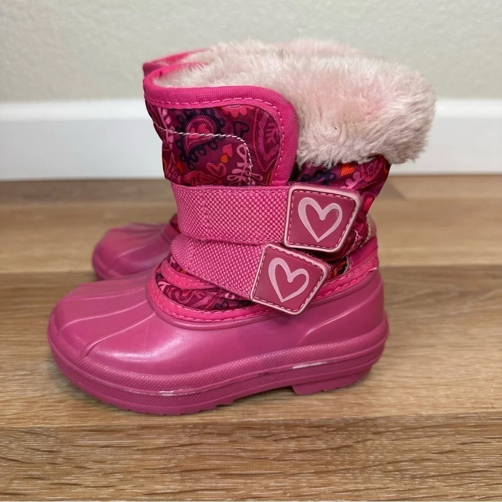 Cat & Jack Girls Size 5/6 Pink Thermolite Faux Fur Snow Boots